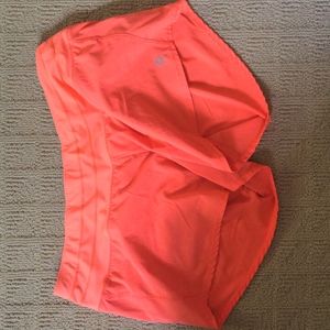 Oiselle roga shorts